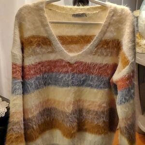 LUSH Soft & Fuzzy V-Neck Sweater, Size Medium, Earth Tones, Oversized